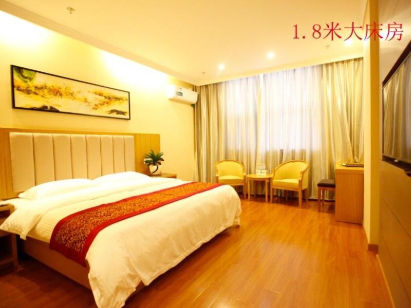 GreenTree Inn Jiangsu Yancheng Dongtai Huiyang Road Guofu Business Hotel Bagian luar foto